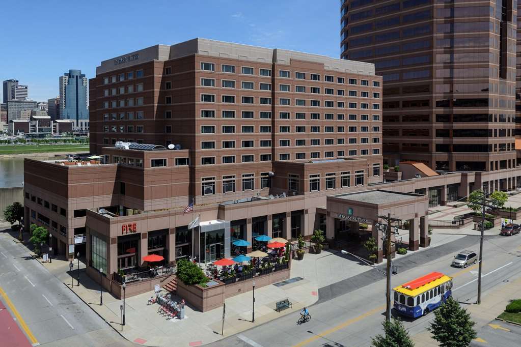 Embassy Suites Cincinnati - Rivercenter Covington Exterior foto